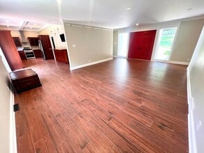 136 Wiegand Dr in Cranberry Township, PA - Building Photo - Building Photo