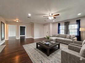 2902 Elser St in Houston, TX - Building Photo