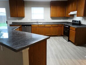 10619 Barbwire Pass in San Antonio, TX - Building Photo - Building Photo