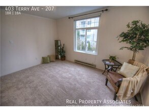 403 Terry Ave in Seattle, WA - Building Photo - Building Photo