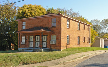 1180 Main St in Memphis, TN - Building Photo - Building Photo