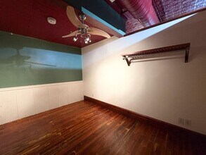 318 N Main St in Bloomington, IL - Building Photo - Building Photo