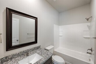11634 Vistawood St in Willis, TX - Building Photo - Building Photo