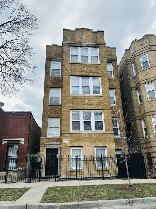 1127 N Christiana Ave in Chicago, IL - Building Photo