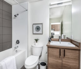 Crossing at Belmont in Victoria, BC - Building Photo - Building Photo