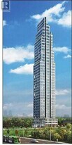 36 Elm Dr W in Mississauga, ON - Building Photo