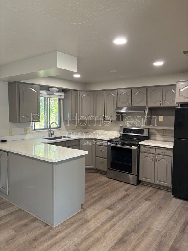 245 Abrams Way in Fruit Heights, UT - Building Photo - Building Photo