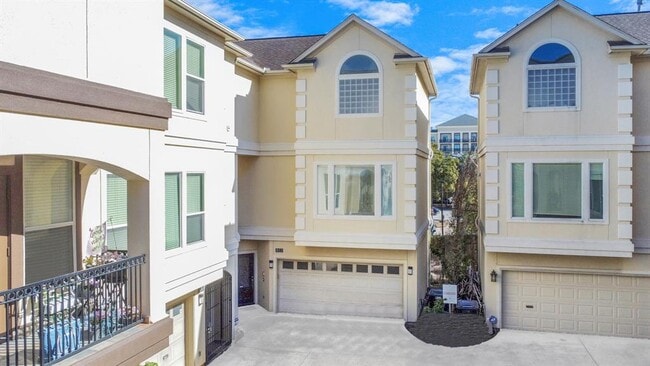 property at 833 Rosine St
