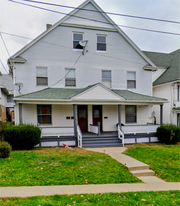 1220 Schlager St in Scranton, PA - Building Photo