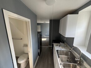 663 2nd Ave in Troy, NY - Building Photo - Building Photo