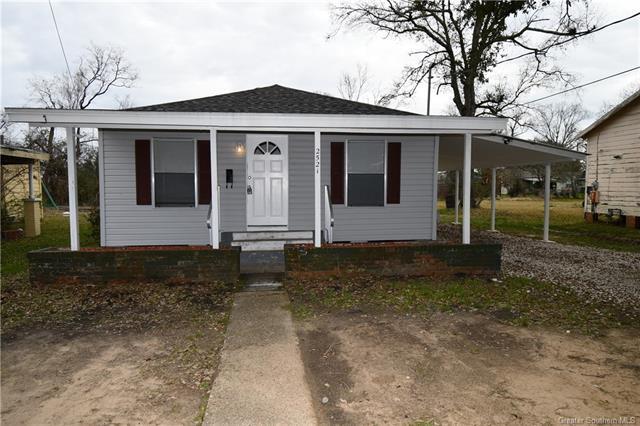 2521 Ernest St in Lake Charles, LA - Building Photo