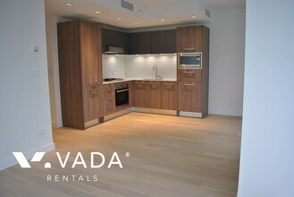 2220 Kingsway in Vancouver, BC - Building Photo - Building Photo