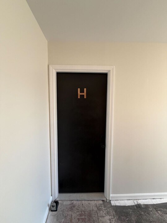 2080 E 5th Ave in Columbus, OH - Building Photo