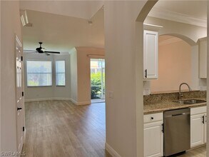 9723 Heatherstone Lake Ct in Estero, FL - Building Photo - Building Photo