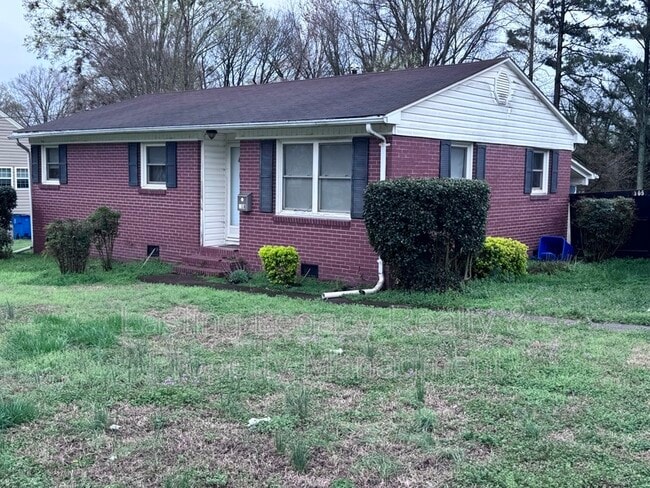 218 Spring St in Mocksville, NC - Building Photo - Building Photo