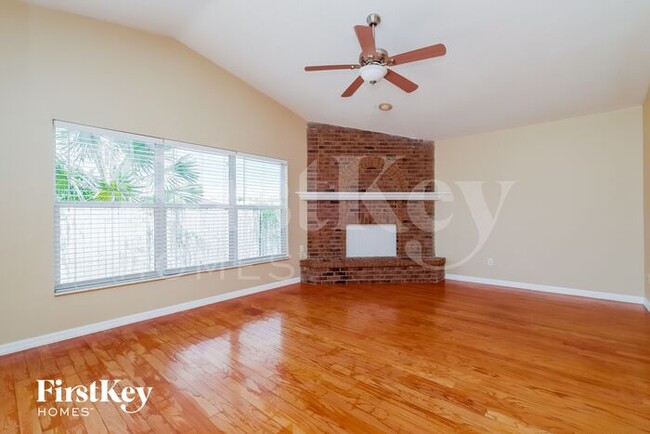 1831 Wood Brook St in Tarpon Springs, FL - Building Photo - Building Photo