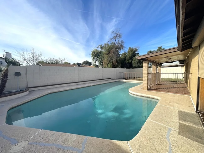 property at 4508 W Gardenia Ave