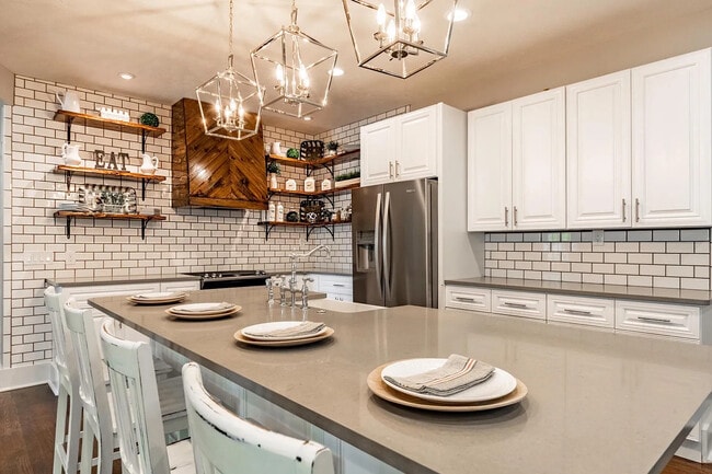 property at 304 N 43rd St