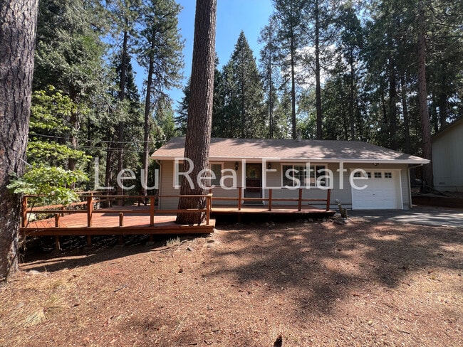 property at 4844 Golden St