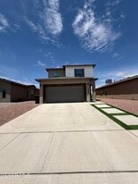 1099 Sky River St in Horizon City, TX - Building Photo