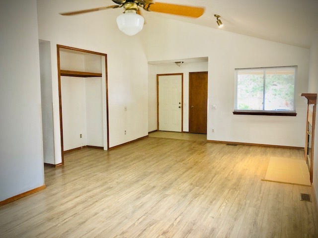 8659 Chancellor Dr, Unit QueenBedroomBasementRoom in Colorado Springs, CO - Building Photo - Building Photo