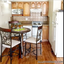 1110 Commonwealth Ave, Unit 301 in Boston, MA - Foto de edificio - Building Photo