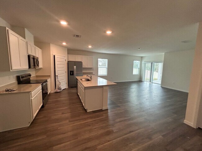 3377 Wakefield Dr in Haines City, FL - Building Photo - Building Photo