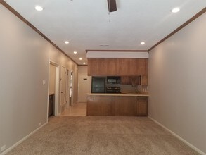 123 Lost Spur in Horseshoe Bay, TX - Building Photo - Building Photo