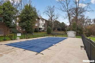 222 Providence Rd in Charlotte, NC - Foto de edificio - Building Photo