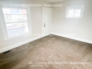 1380 E 171st St in Cleveland, OH - Building Photo - Building Photo