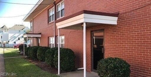 property at 9654 Selby Pl