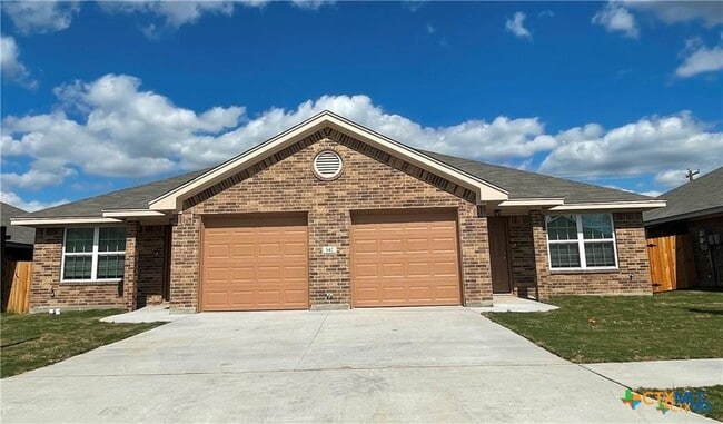 property at 547 Lost Trl