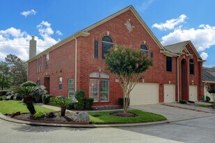 1408 S Friendswood Dr in Friendswood, TX - Building Photo