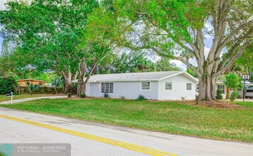 3105 18th St in Vero Beach, FL - Building Photo - Building Photo