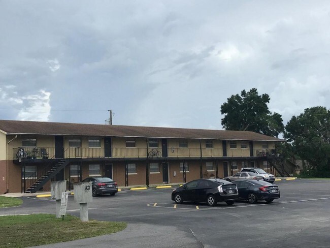 609 S Central Ave-Unit -107 in Oviedo, FL - Building Photo - Building Photo