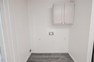 1028 McKinley St in Benbrook, TX - Building Photo - Building Photo