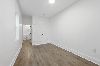 2806 Boudinot St in Philadelphia, PA - Building Photo - Building Photo