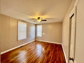 2221 Sadler Ave in Nashville, TN - Building Photo - Building Photo