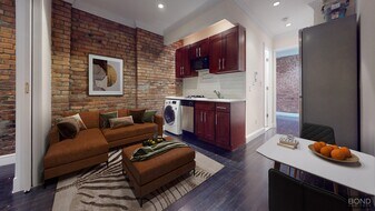 610 E 9th St in New York, NY - Building Photo