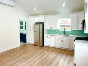 12122 Havelock Ave in Los Angeles, CA - Building Photo - Building Photo