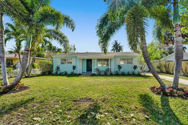 14 S Swinton Cir in Delray Beach, FL - Building Photo - Building Photo