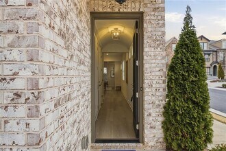 110 Via Roma in Woodstock, GA - Building Photo - Building Photo