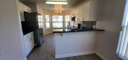 2321 Monaco Cove Cir in Orlando, FL - Building Photo - Building Photo