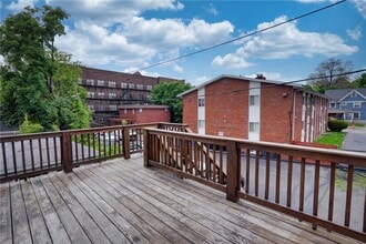 38 Tracy St in Rochester, NY - Building Photo - Building Photo