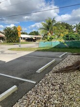 200 NE 45th St in Fort Lauderdale, FL - Building Photo - Building Photo