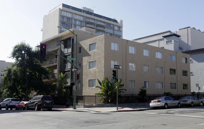 Merritt Courtyard Apartments