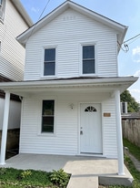 52 Blocker St in Ridgeley, WV - Building Photo