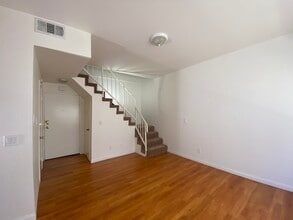 6139 Fountain Ave in Los Angeles, CA - Building Photo - Building Photo