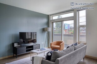 3920 Stone Way N, Unit SI FL3-ID640 in Seattle, WA - Building Photo