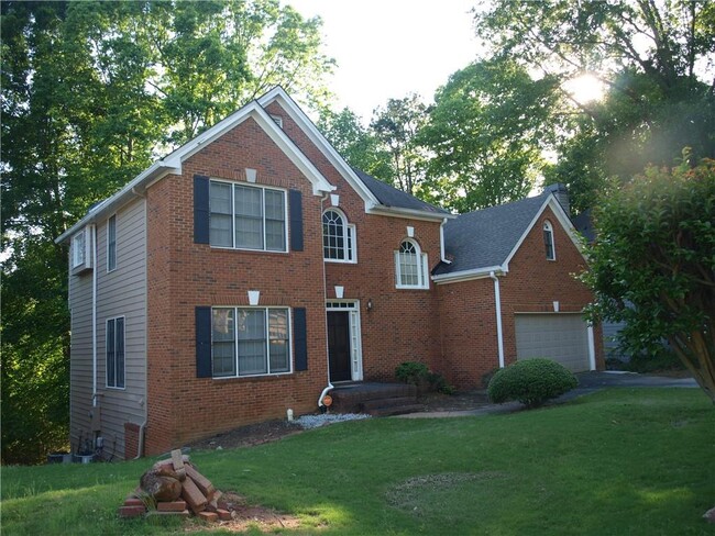 6979 Overlook Point Rd in Stone Mountain, GA - Building Photo - Building Photo